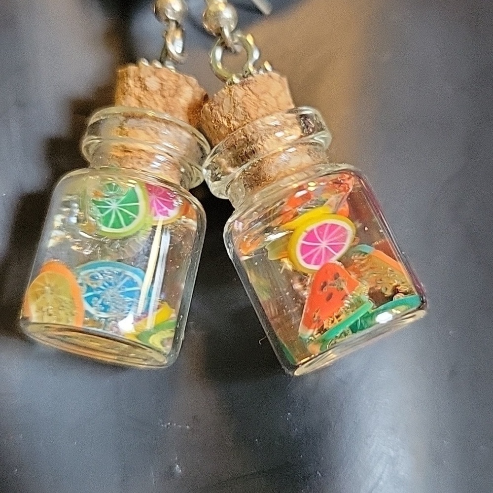 Handmade Realistic Resin Mason Jar & Fruit Drink Earrings🍹🫙🍋 🍉 - Picture 10 of 11